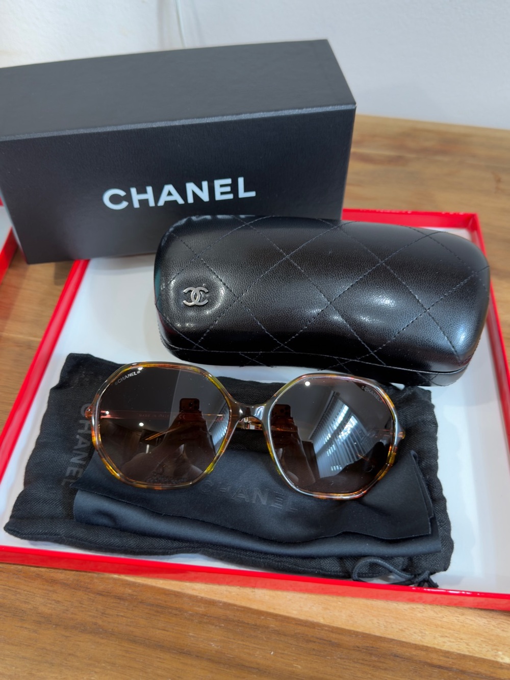 CHANEL Brown Tortoiseshell Oversized Sunglasses 5345A - Picture 3 of 14